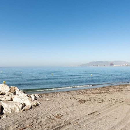 דירות Rincón de la Victoria A La Orilla Del Mar, Pedregalejo מראה חיצוני תמונה