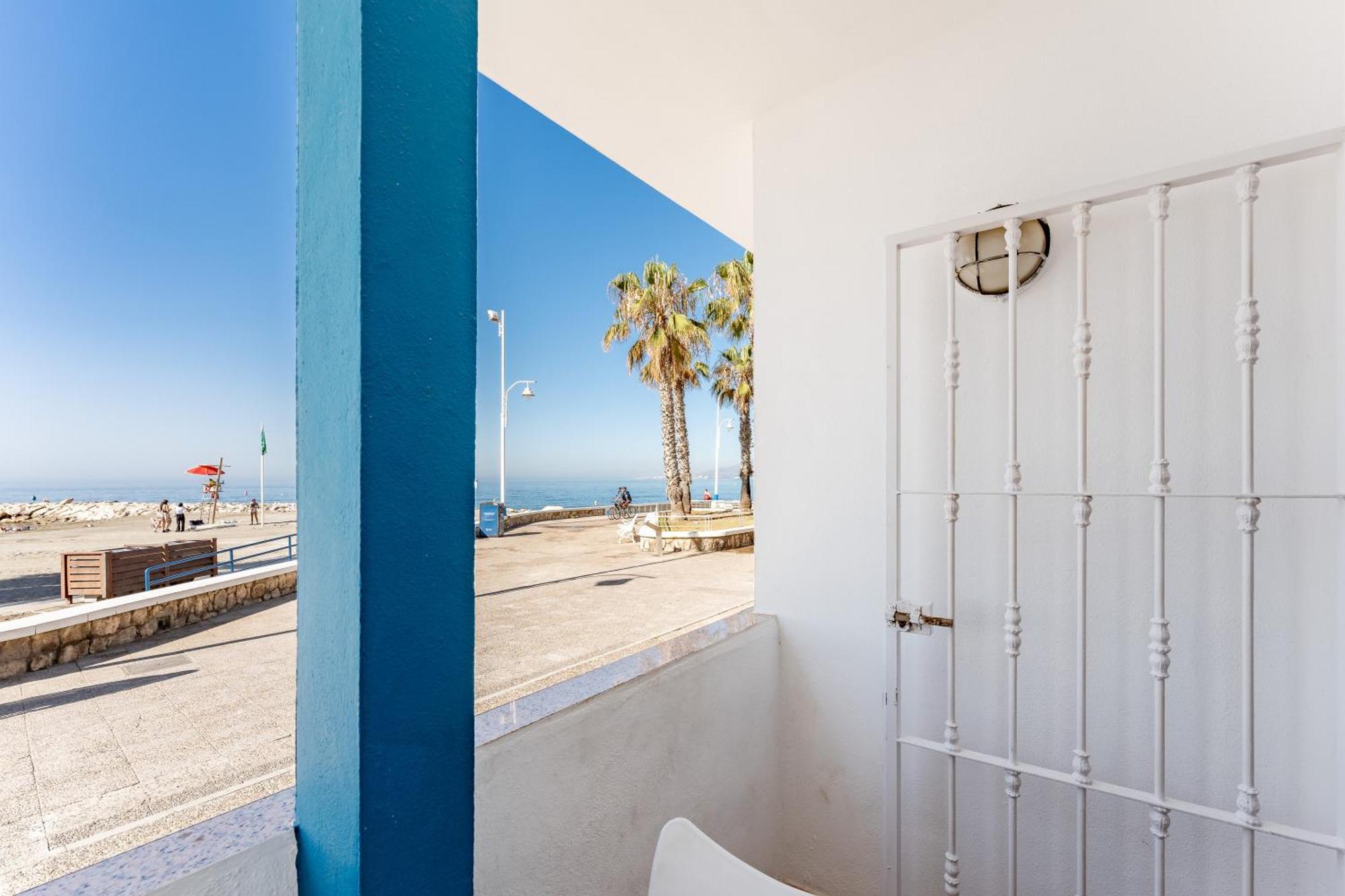דירות Rincón de la Victoria A La Orilla Del Mar, Pedregalejo מראה חיצוני תמונה